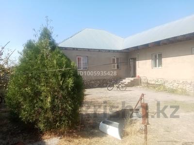 Отдельный дом · 8 комнат · 160 м² · 8 сот., Шакирова 47 за 30 млн 〒 в Таразе