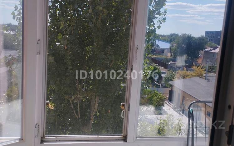 2-комнатная квартира · 49.35 м² · 4/5 этаж, пгт Балыкши, Актюбинская 1 за 16 млн ₸ в Атырау — фото 2