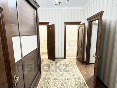 2-комнатная квартира, 80 м², 11/17 этаж посуточно, Кунаева 91 за 15 000 〒 в Шымкенте, Аль-Фарабийский р-н