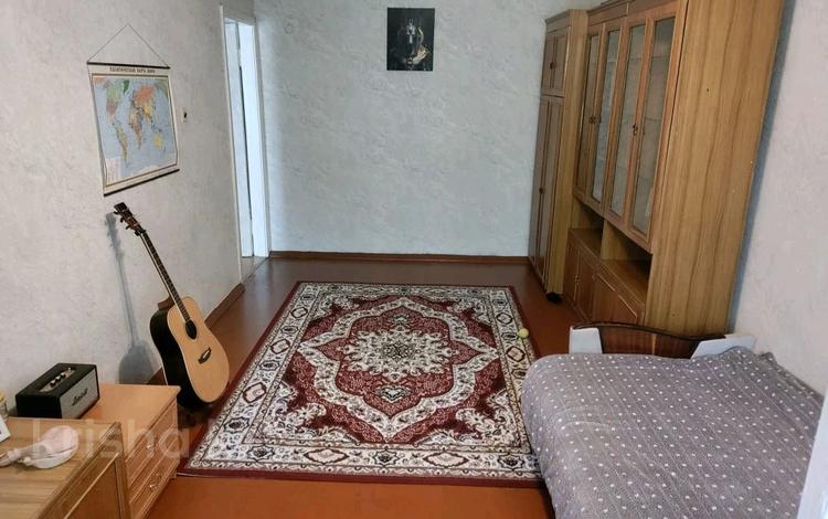 1-комнатная квартира · 33 м² · 2/4 этаж, мкр №10 4 — Алтынсарина за 170 000 ₸ в Алматы, Ауэзовский р-н — фото 2