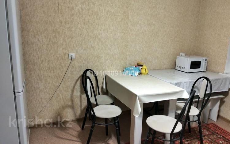 3-комнатная квартира · 90 м² · 5/7 этаж, 11 5/1 — Жаңа қала, қасында Кәусар кафесі және Тұран мол бар за 35 000 〒 в Туркестане — фото 2