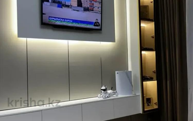 2-бөлмелі пәтер · 60 м² · 5/9 қабат, Илияса Есенберлина 20, бағасы: 41 млн ₸ в Усть-Каменогорске — фото 2