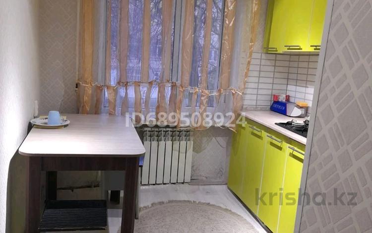 1-комнатная квартира · 27 м² · 1/4 этаж, Володарски 21 — Жд. Вокзал за 9 000 ₸ в Шымкенте, Аль-Фарабийский р-н — фото 2