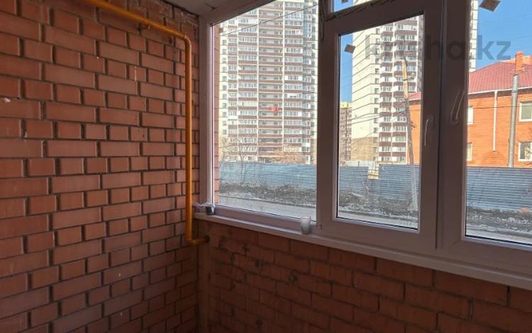 3-комнатная квартира · 68 м² · 1/5 этаж, Крылова за 30.6 млн ₸ в Петропавловске — фото 2