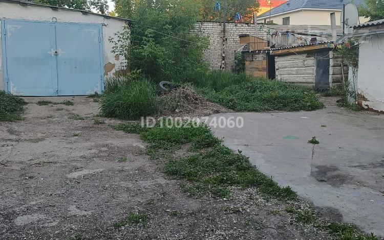 Жеке үй · 4 бөлме · 50 м² · 436 жүзд., Курмангазы 46, бағасы: 20 млн ₸ в Уральске — фото 2