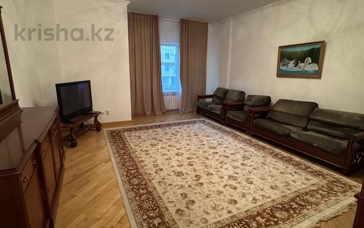 3-бөлмелі пәтер · 120.3 м² · 2/7 қабат, Кабанбай Батыра 13, бағасы: 77 млн ₸ в Астане, Есильский р-н — фото 2