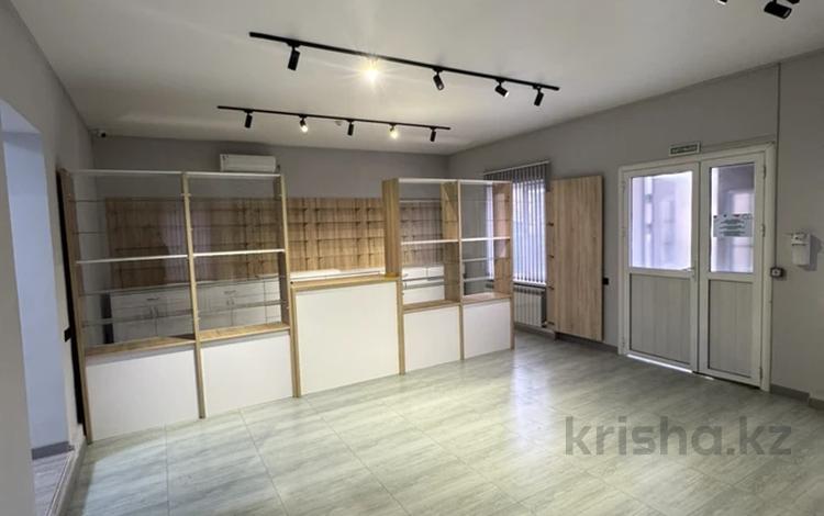 Жеке үй · 16 бөлме · 300 м² · 5.85 жүзд., Бекет Батыра 121, бағасы: 95 млн ₸ в Шымкенте, Аль-Фарабийский р-н — фото 2