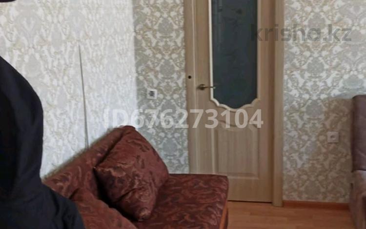 2-комнатная квартира, 65 м², 2/5 этаж помесячно, Нуркена Абдирова 44/1 — Гоголя за 140 000 〒 в Караганде, Казыбек би р-н — фото 3