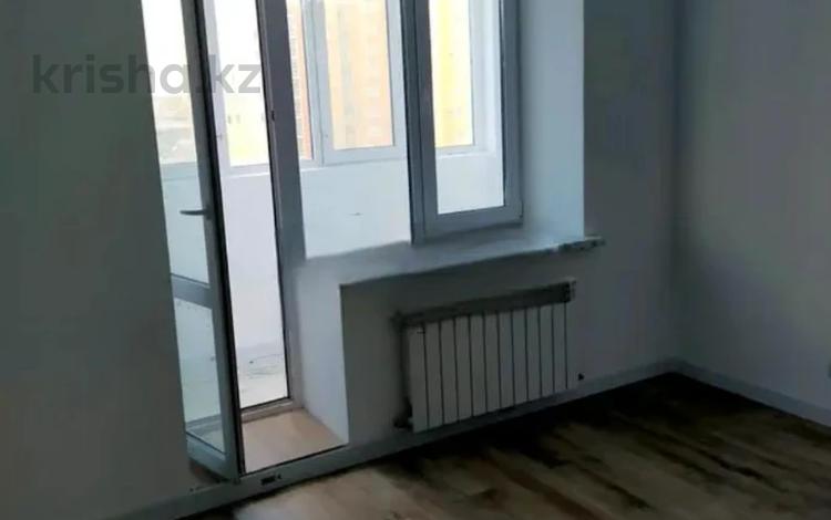 2-комнатная квартира · 63.3 м² · 5/9 этаж, мкр. Алтын орда 11т за 27.5 млн 〒 в Актобе — фото 2