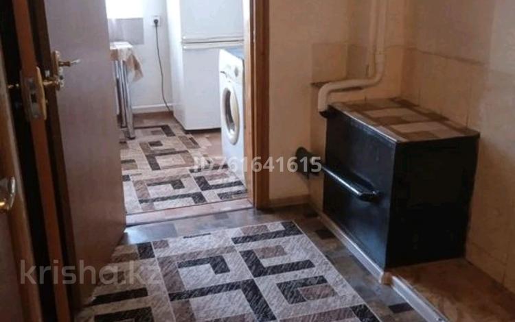 1-комнатная квартира · 39 м² · 2/2 этаж, Космонавтов 3 за 6.5 млн ₸ в Семее — фото 2