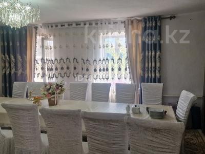 Отдельный дом · 4 комнаты · 120 м² · 12 сот., Сабит муканов — Базара за 32 млн ₸ в Мерке
