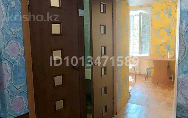 2-бөлмелі пәтер · 47 м² · 4/5 қабат, Гоголя — 3 микрорайон, бағасы: 12 000 ₸ в Риддере — фото 3
