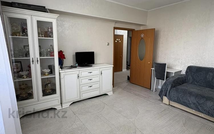 3-бөлмелі пәтер · 65 м² · 6/12 қабат, мкр Аксай-1А — Толе Би Момышулы, бағасы: 38 млн ₸ в Алматы, Ауэзовский р-н — фото 2
