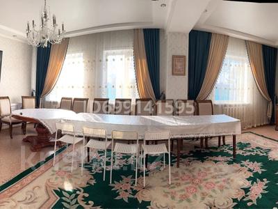 Дом · 5 комнат · 170 м², Челябинская за 100 000 〒 в Павлодаре