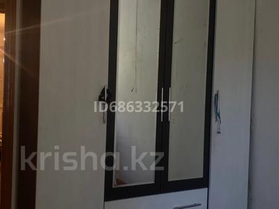 4-бөлмелі пәтер · 74 м² · 2/5 қабат, Акмечеть 4 — Магазин Бакдаулет, бағасы: 19 млн ₸ в 