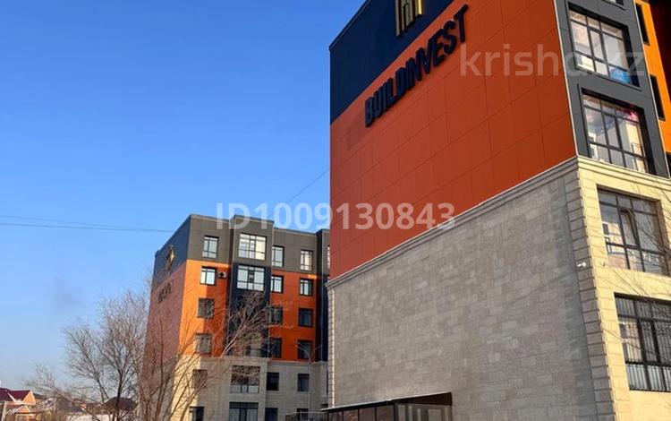3-бөлмелі пәтер · 74 м² · 4/6 қабат, мкр Юго-Восток, Муканова 41/25 — Автостанция, бағасы: 43 млн ₸ в Караганде, Казыбек би р-н — фото 17