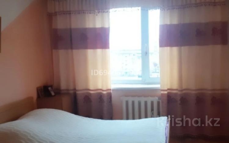 3-комнатная квартира · 74 м² · 8/9 этаж, Майкудук, 15й микрорайон 26/3 за 12.7 млн ₸ в Караганде, Алихана Бокейханова р-н — фото 13