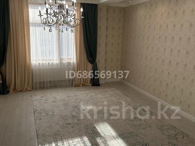 4-комнатная квартира · 137 м² · 12/13 этаж, Нажимеденова 12 за 100 млн 〒 в Астане, Алматы р-н