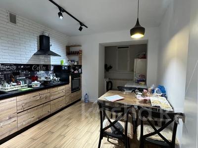2-комнатная квартира · 70 м² · 1/5 этаж, мкр. Алтын орда за 26.3 млн ₸ в Актобе