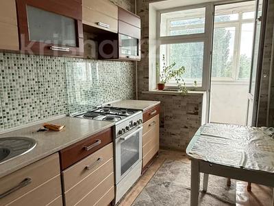 2-бөлмелі пәтер · 45 м² · 3/5 қабат, жастар 74/77, бағасы: 15.5 млн ₸ в Талдыкоргане, мкр Жастар
