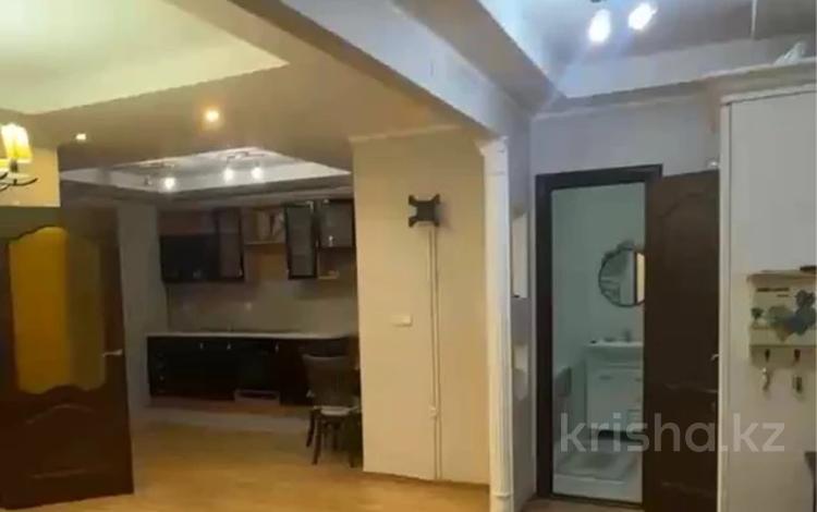 2-комнатная квартира · 65 м² · 2/10 этаж, Кумисбекова 8 — Абая за 220 000 ₸ в Астане, Сарыарка р-н — фото 17
