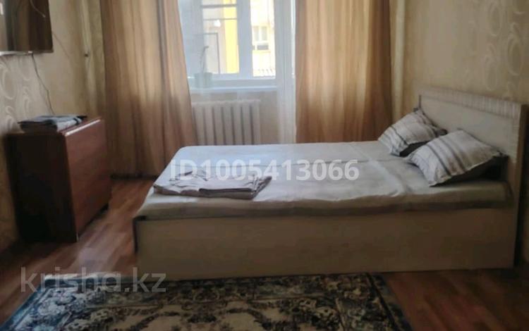 1-бөлмелі пәтер · 40 м² · 2/9 қабат, мкр Строитель 2/2 — На против Астаны, бағасы: 10 000 ₸ в Уральске — фото 2