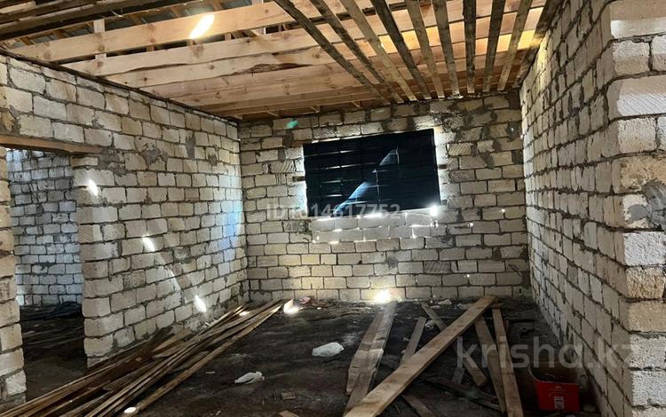 Жеке үй · 5 бөлме · 240 м² · 10 жүзд., Участок 422, бағасы: 16 млн ₸ в Актобе, жилой массив Жанаконыс — фото 2