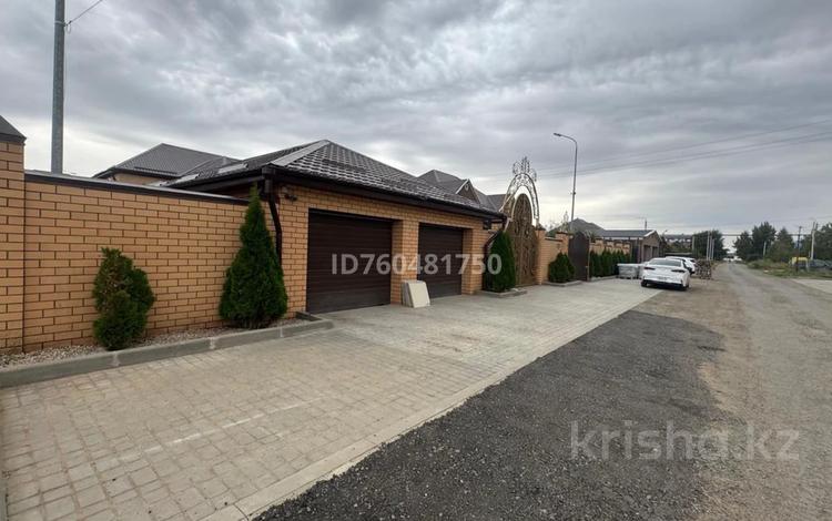 Отдельный дом · 10 комнат · 410.3 м² · 15 сот., Ниеткалиева 11/3 за 179 млн 〒 в Уральске — фото 37