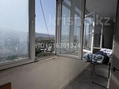 4-бөлмелі пәтер · 85 м² · 8/9 қабат, Микрорайон Алтын Ауыл 15, бағасы: 350 000 ₸ в Каскелене