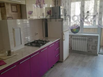 2-бөлмелі пәтер, 50 м², 3/5 қабат ай сайын, Богенбай батыра 256, бағасы: 220 000 〒 в Алматы, Алмалинский р-н