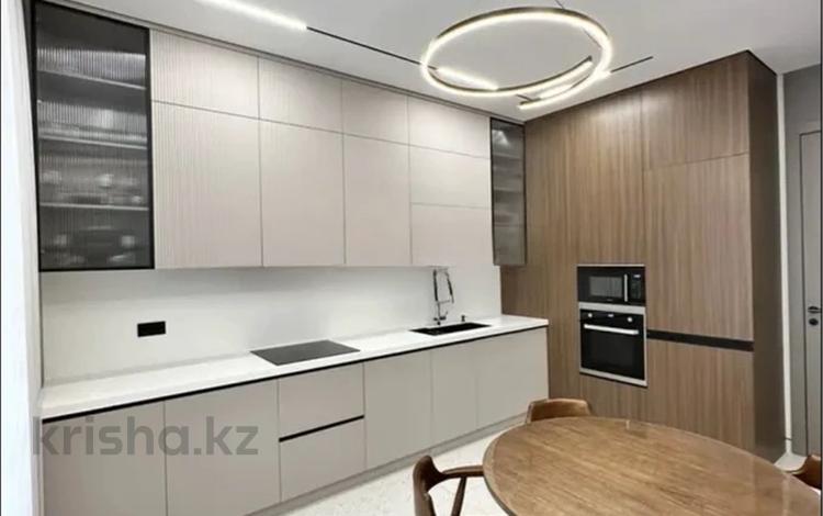 2-комнатная квартира · 70 м² · 13 этаж, Розыбакиева 320 за 460 000 ₸ в Алматы, Бостандыкский р-н — фото 2