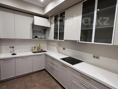 4-бөлмелі пәтер · 165 м² · 2/9 қабат, Сейфуллина 597/7 — Сатпаева, бағасы: 900 000 〒 в Алматы, Алмалинский р-н