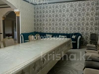 Дом · 10 комнат · 250 м², Керейтбаев 28 — Возле ресторана Алатау за 50 000 〒 в 