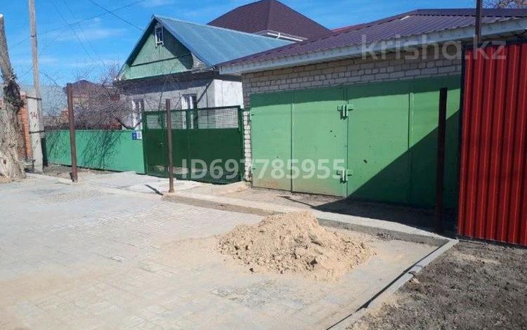 Отдельный дом · 4 комнаты · 106 м² · 5 сот., мкр 8, Рамазан Нуржанов 42 — Почтовая - Оспанова за 38 млн ₸ в Актобе — фото 2