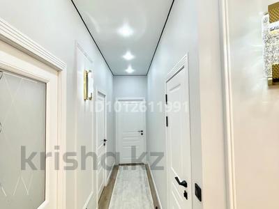 3-комнатная квартира · 98 м² · 8/11 этаж, Куаныша Толеметова — Тулеметова Отегенова за 25 000 ₸ в Шымкенте, Абайский р-н
