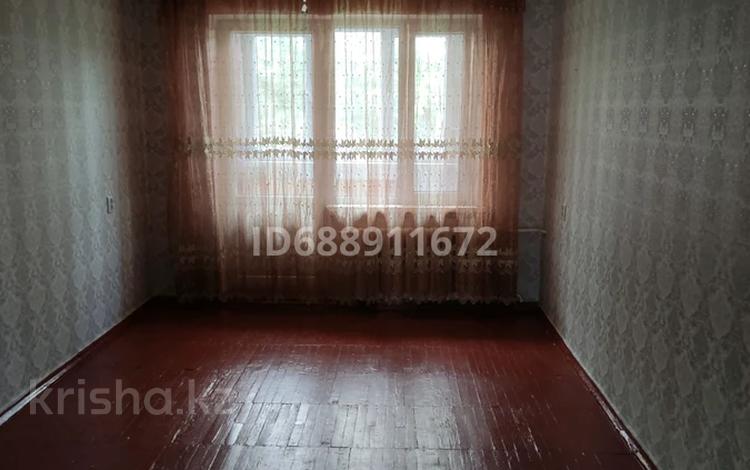 3-бөлмелі пәтер · 63 м² · 5/5 қабат, 11микр 37 — Дом находится возле остоновки, бағасы: 14 млн ₸ в Таразе — фото 15