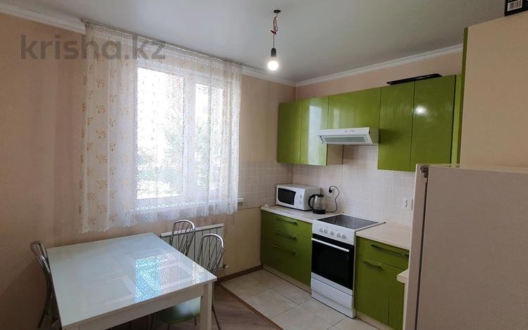 1-комнатная квартира · 35 м² · 2/12 этаж, мкр Акбулак, 1-я улица 61 — Бауыржана Момышулы за 180 000 〒 в Алматы, Алатауский р-н — фото 9