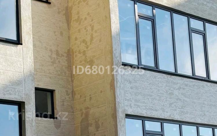 1-бөлмелі пәтер · 50 м² · 3/4 қабат, Ескалиева, бағасы: 23.5 млн ₸ в Уральске — фото 2