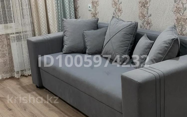 1-комнатная квартира · 30 м² · 2/4 этаж, Ауэзова 59 за 130 000 ₸ в Атырау, мкр Жилгородок — фото 2