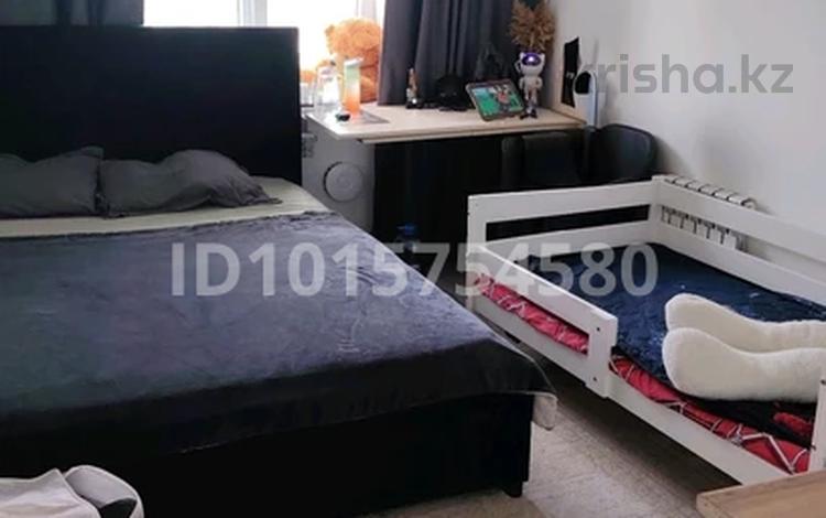 2-бөлмелі пәтер · 41 м² · 4/9 қабат, мкр Омега, Асана Тайманова 221/1 — Пешеход, 1 училище, Парк Кирова, площадь Маншук Маметовой, бағасы: 11 млн ₸ в Уральске — фото 2