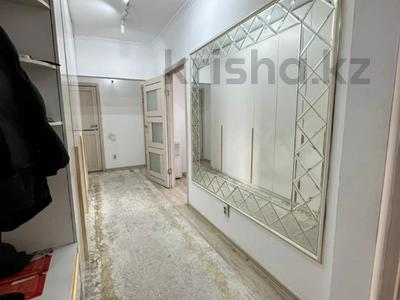 2-бөлмелі пәтер · 82 м² · 6/9 қабат, Ақсай-3Б ш/а., бағасы: 45.5 млн ₸ в Алматы, Ауэзовский р-н