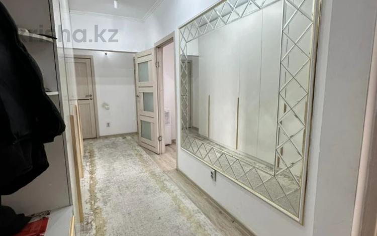2-бөлмелі пәтер · 82 м² · 6/9 қабат, Ақсай-3Б ш/а., бағасы: 45.5 млн ₸ в Алматы, Ауэзовский р-н — фото 3