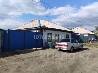 Отдельный дом · 3 комнаты · 70 м² · 6 сот., Культурная — Возле 49школы за 14 млн ₸ в Семее