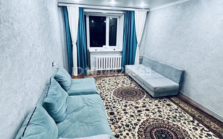 1-комнатная квартира · 37.7 м² · 5/5 этаж, мкр 8 5/2 — Сатпаев жубанова за 100 000 ₸ в Актобе — фото 2