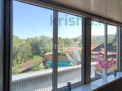 4-комнатная квартира · 100 м² · 2/2 этаж, Саратовская — Не далеко от Зоопарка за 250 000 ₸ в Алматы, Медеуский р-н