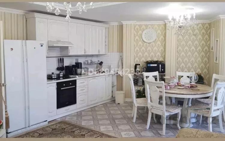4-бөлмелі пәтер · 86 м² · 2/5 қабат, Иртышская 9 — Ауэзова, бағасы: 350 000 ₸ в Семее — фото 22
