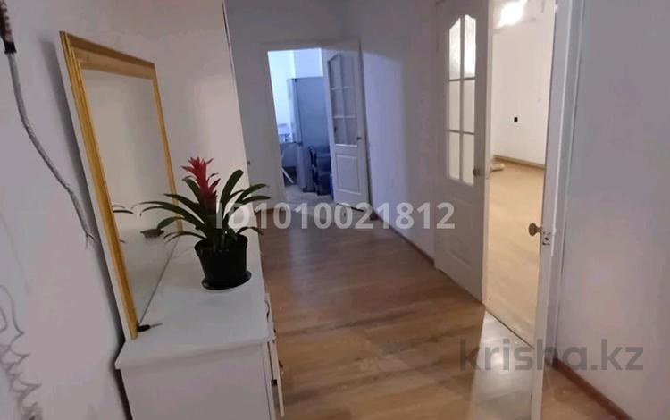 2-комнатная квартира · 58 м² · 5/5 этаж, Арай 2 100 за 16.5 млн 〒 в  — фото 2