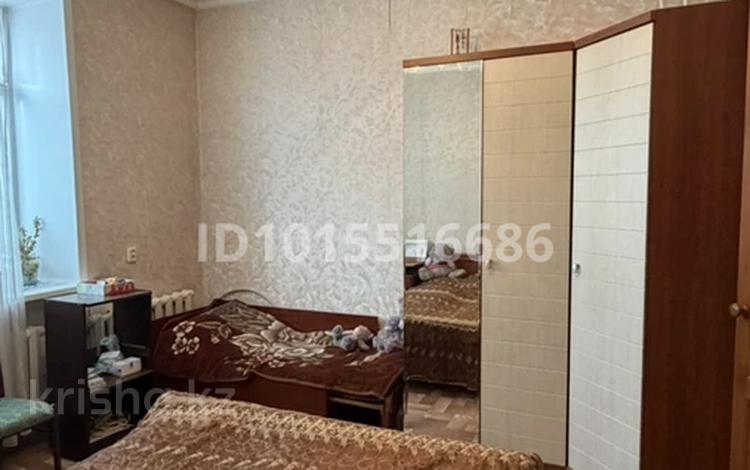 2-бөлмелі пәтер · 55.4 м² · 2/2 қабат, Аль-Фараби 23а, бағасы: 12.5 млн ₸ в Абай — фото 2