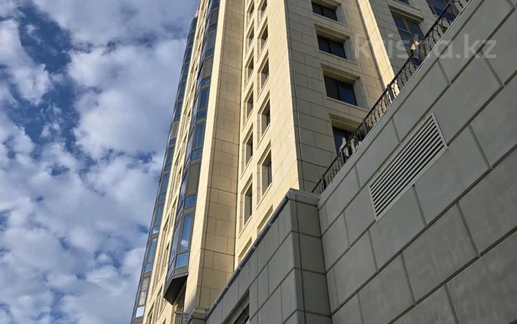 2-комнатная квартира · 80 м² · 4/22 этаж, Достык 10/1 за 550 000 ₸ в Астане, Есильский р-н — фото 2