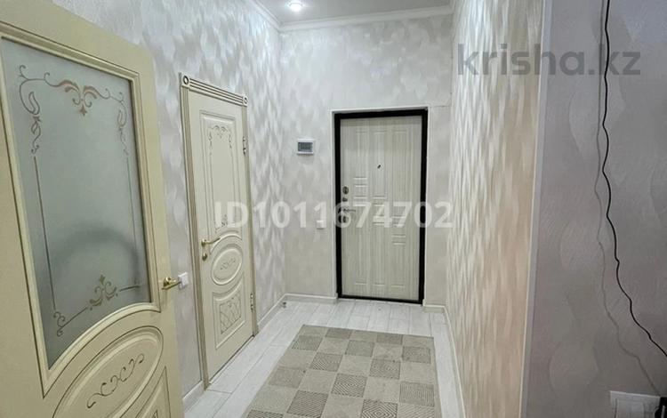 1-комнатная квартира · 48.2 м² · 4/9 этаж, 17-й мкр 29 за 20 млн ₸ в Актау — фото 2